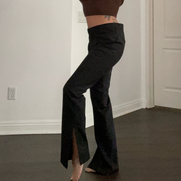 Vintage 90’s Z Cavaricci black pants with metallic silver pattern. Size 11 - Picture 2 of 6